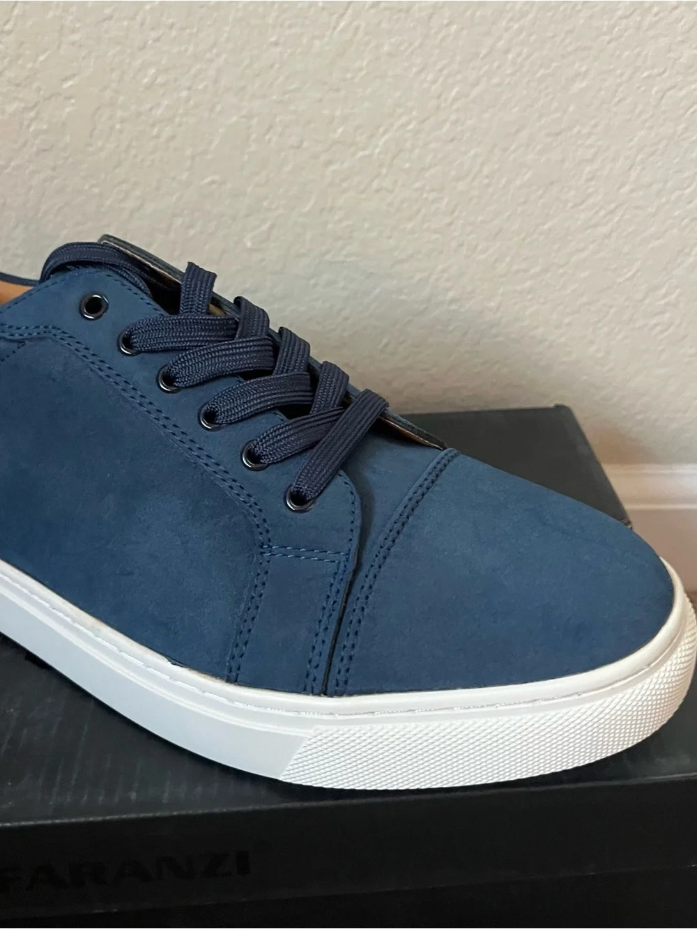 Faranzi Men's 11/13 Anderson III Sneakers NWT